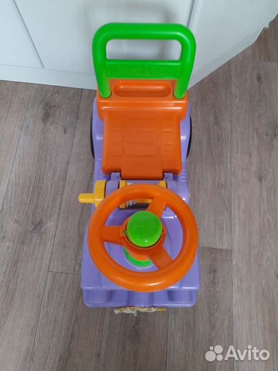 Машинка каталка толокар