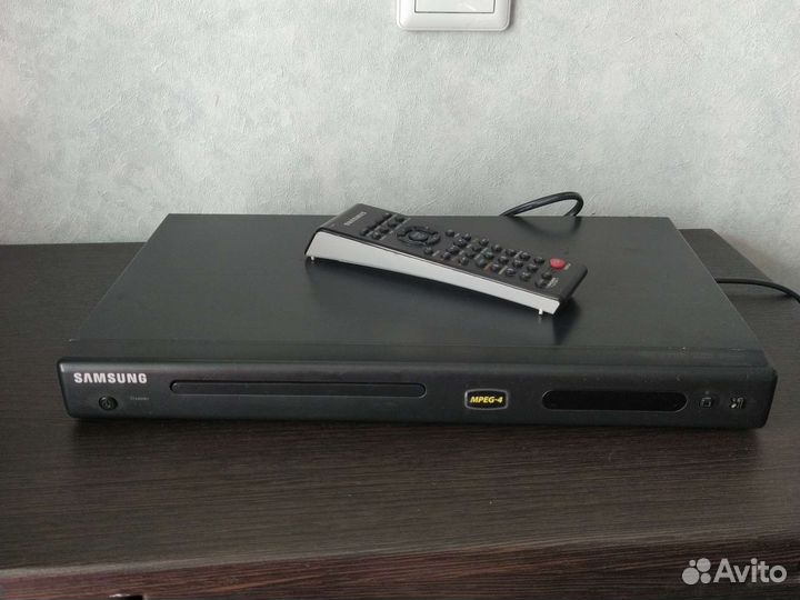 Видеомагнитофон на запчасти