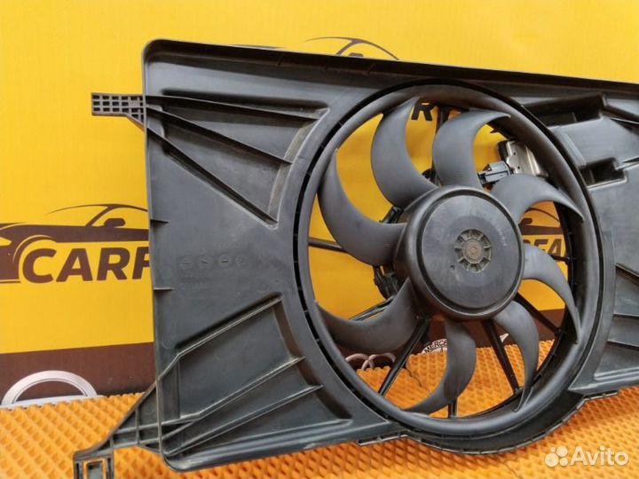 Вентилятор радиатора Ford Focus 3 CB8 pnda 1.6