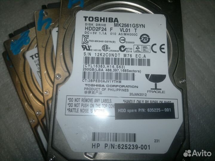 Toshiba 250 гб MK2561gsyn 