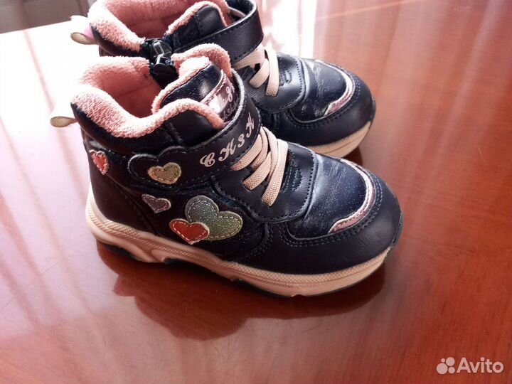 Ботинки осенние для девочки 23 размер
