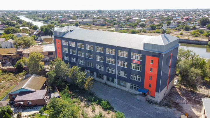 Свободного назначения - бизнес центр, 4530.8 м²