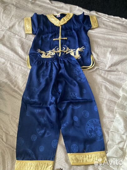 Китайский шелковый костюм