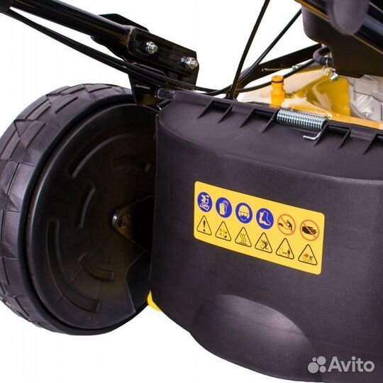 Бензиновая газонокосилка Champion LM5347 (вес 39 к