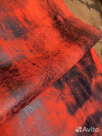 Натуральная кожа в кусках шкурах и на отрез