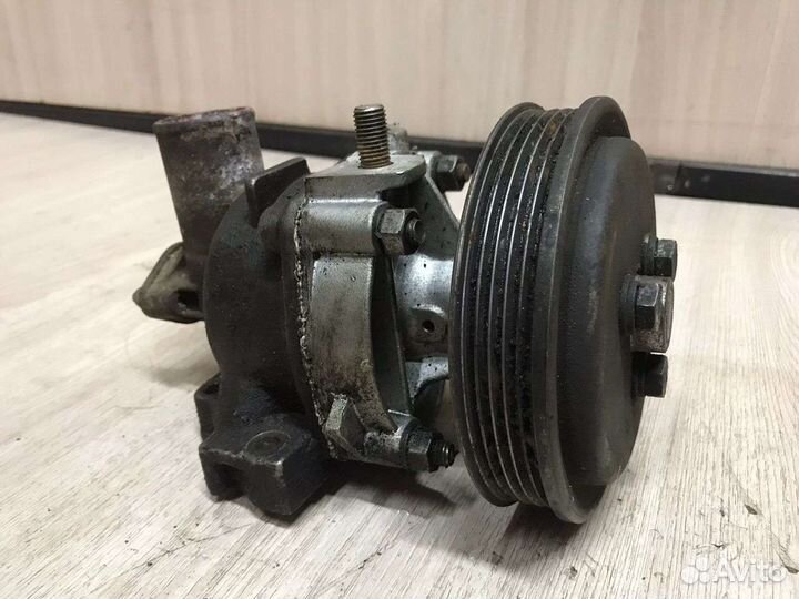 Помпа chevrolet niva