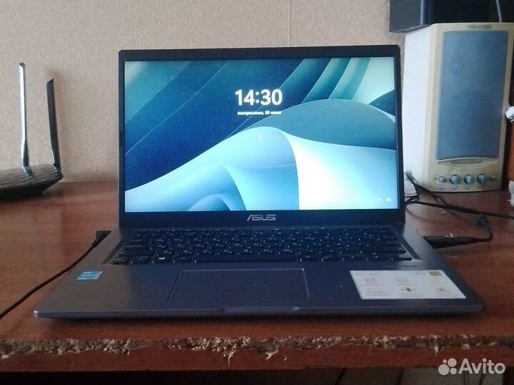 Ноутбук asus X415: