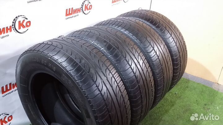 GT Radial Champiro 128 235/60 R16