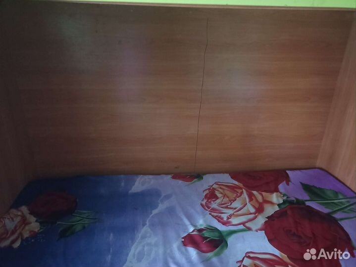 Двухярусная кровать бу