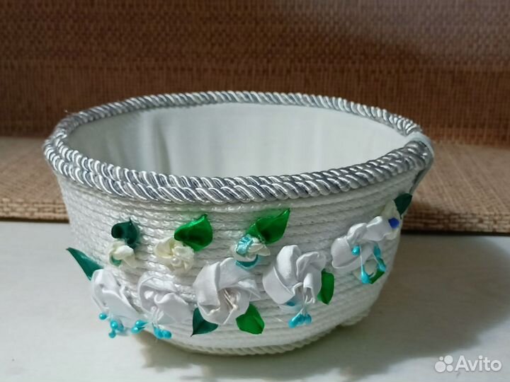 Корзинка ручной работы