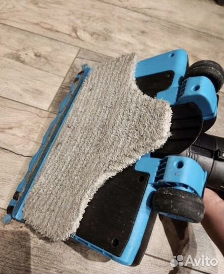 Вертикальный паровой пылесос Kitfort KT-535