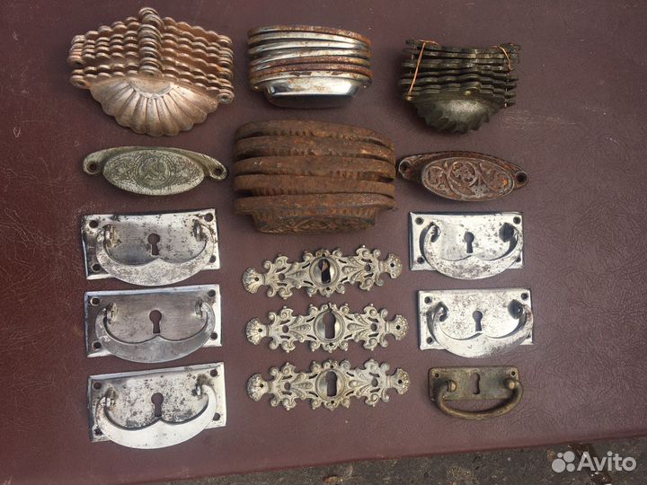 Старинные мебельные ручки