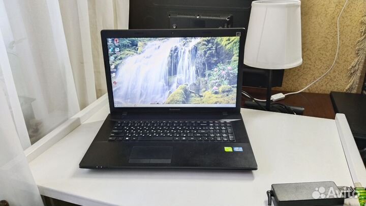 Ноутбук Lenovo 17.3 дюйма g700