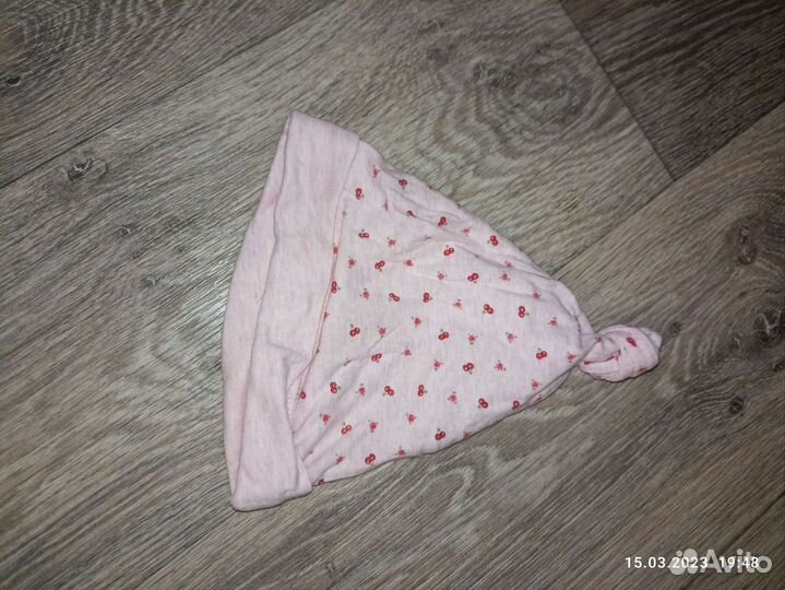 Шапочки, носочки, царапки для детей