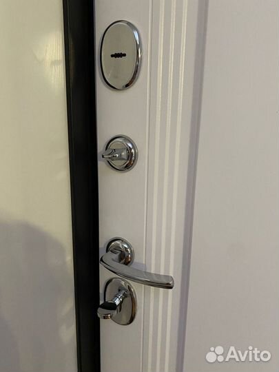 Аварийное вскрытие, ремонт и замена замков