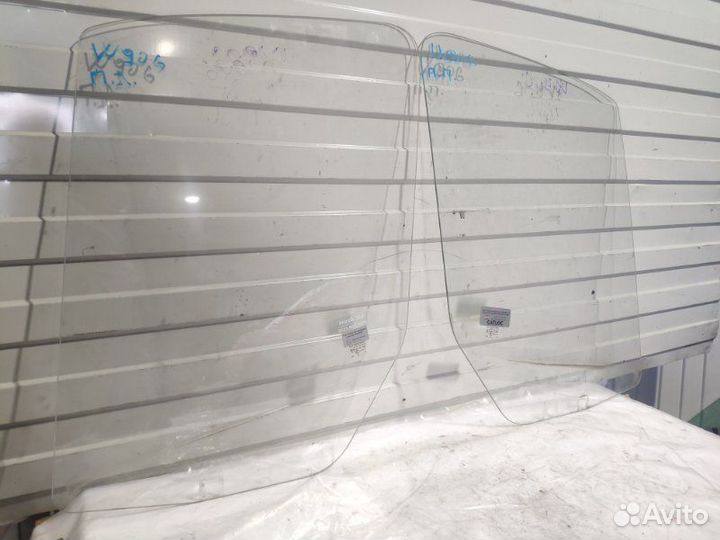 Стекло двери Sprinter W906 2006 - 2010