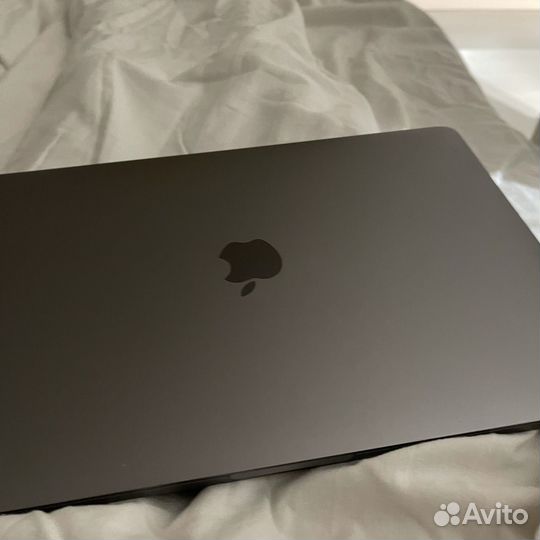 Apple MacBook Pro 13 256gb (2020)