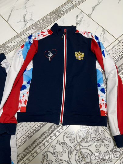 Спортивный костюм