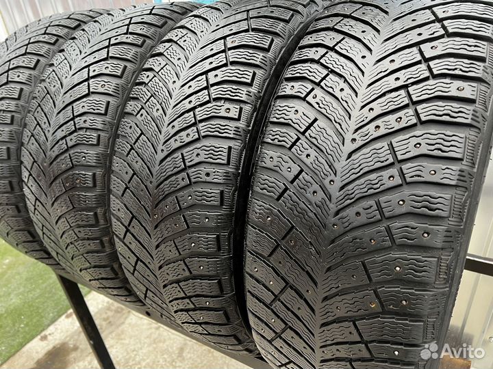 Michelin X-Ice North 4 SUV 235/55 R18 104T