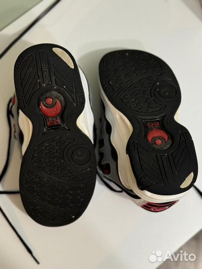 Кроссовки женские 38 размер бу