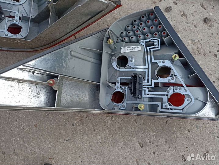 Задние фонари на Мерседес А220