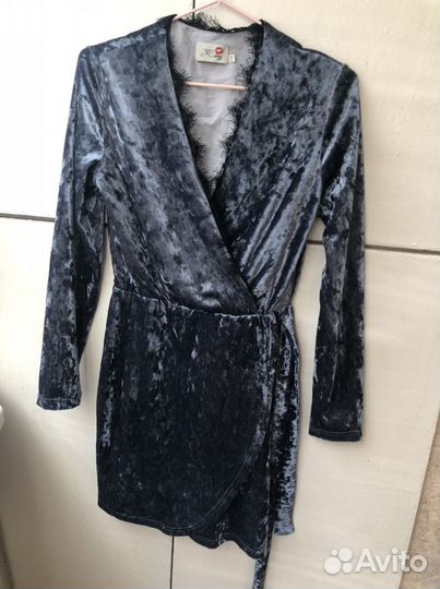 Платье велюровое k story на запах