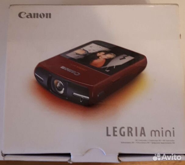 Видеокамера Canon legria mini