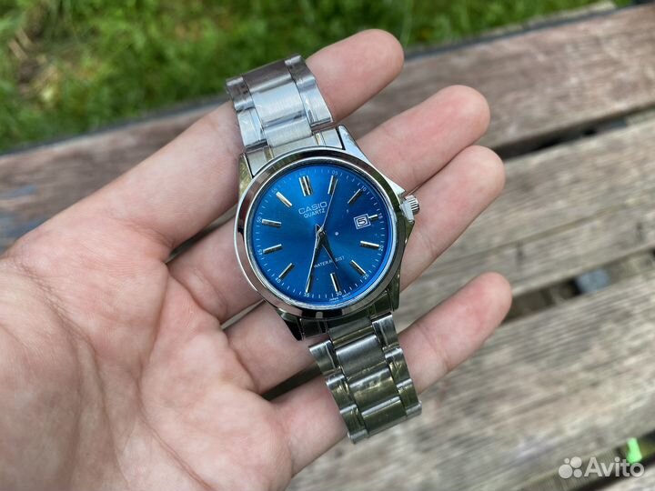 Часы наручные Casio classic стильные