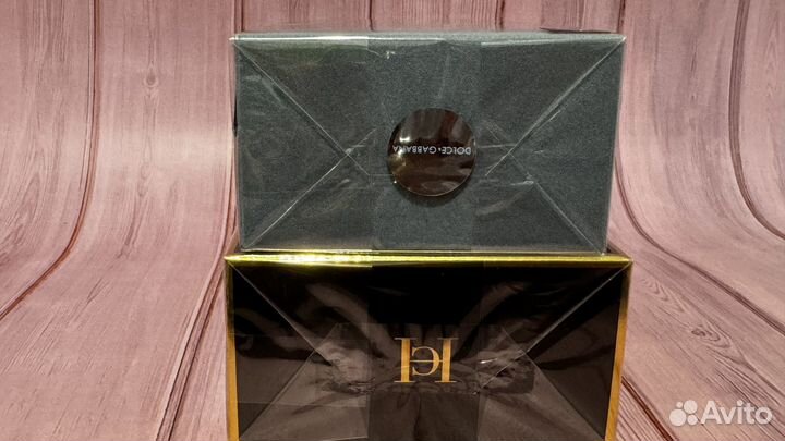 Парфюм Каролина Херрера и дольче габбана