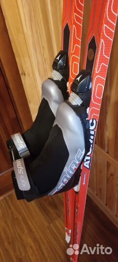 Беговые лыжи atomic