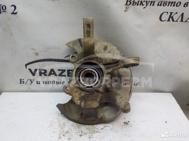 Кулак поворотный передний правый Nissan Cefiro A32