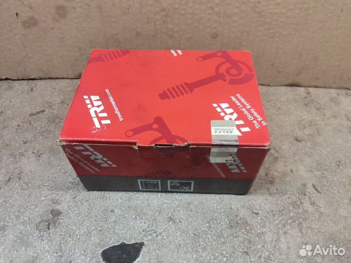 Новые тормозные колодки бмв 8 Е31