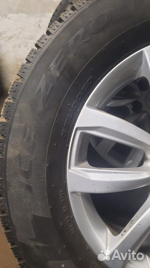 Pirelli Ice Zero 235/65 R17 106T