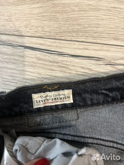 Джинсы levis