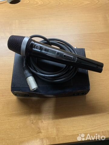 Микрофон AKG