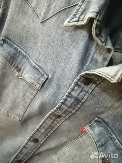 Джинсовая рубашка Levi's