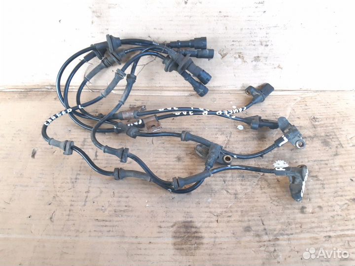 Датчик задний ABS Волга Сайбер