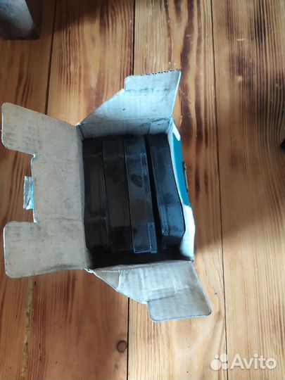 Комплект передних тормозных колодок Лада тиир