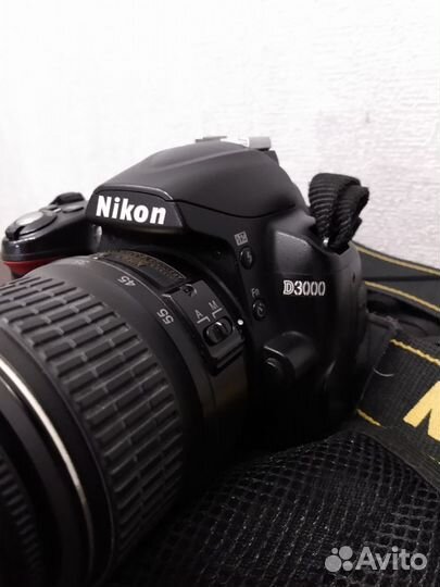 Nikon D 3000S