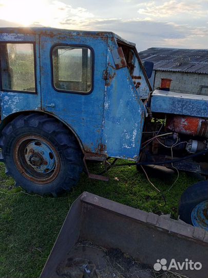 Пресс-подборщик ВАШ ТРАКТОР 850, 2011