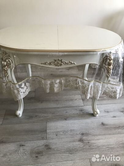 Силиконовая скатерть с кружевом новая