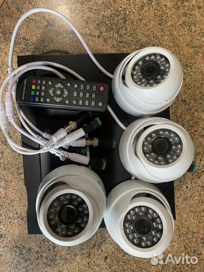 Комплект видеонаблюдения