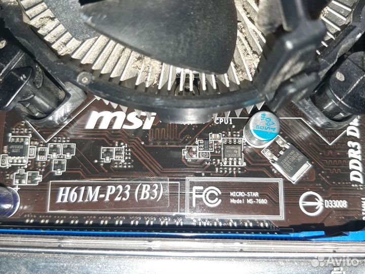 Материнская плата с процессором и памятью