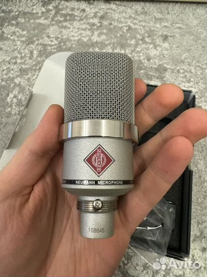 Студийный микрофон Neumann TLM 102(Чек имеется)