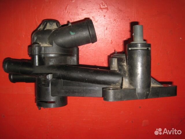 Корпус термостата Шкода Октавия А5 03c121111t