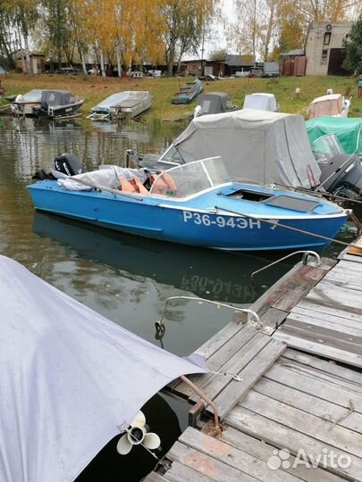 Лодка Прогресс-2 с мотором