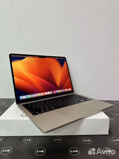 MacBook Air 13.6 (2022) M2 8/256Gb Starlight
