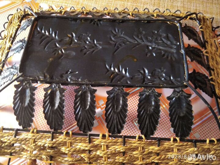 Поднос металлический с лозой