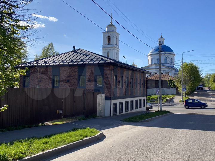 Здание, 221 м²