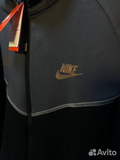 Костюм nike tech fleece central cee & syna world